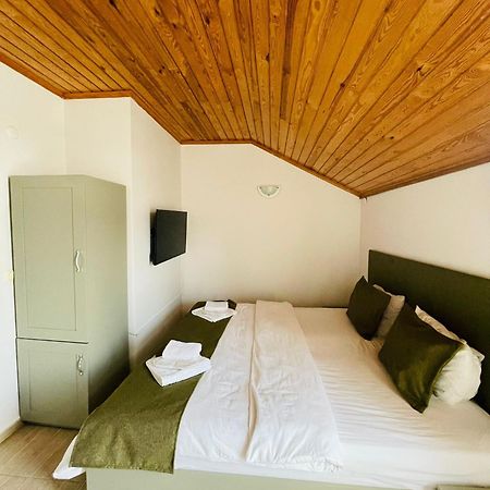 Agva Manolyam Otel Bagian luar foto